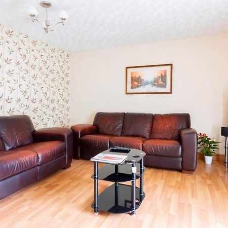 Room Near To Birmingham City Centre With Parking ภายนอก รูปภาพ